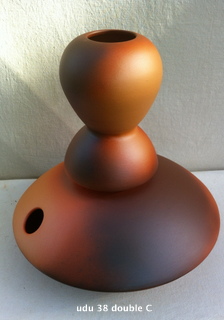 udu drum fabriqué par un artisan d'art